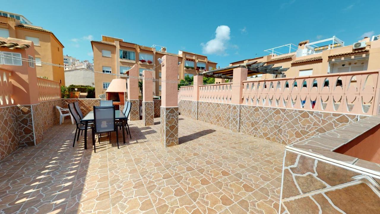 Cozy & Bright Bungalow Torrevieja Exterior photo